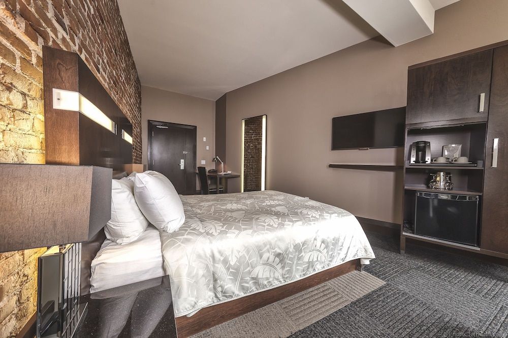 Signature Room, 1 Queen Bed