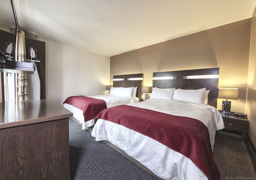 Junior Room, 2 Queen Beds