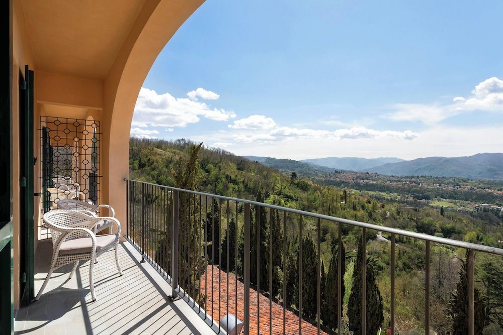 Deluxe Room, 2 Twin Beds, Balcony (View)