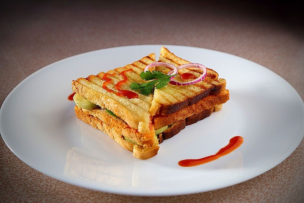 undefined OYO Flagship 395 Miramar Beach 8