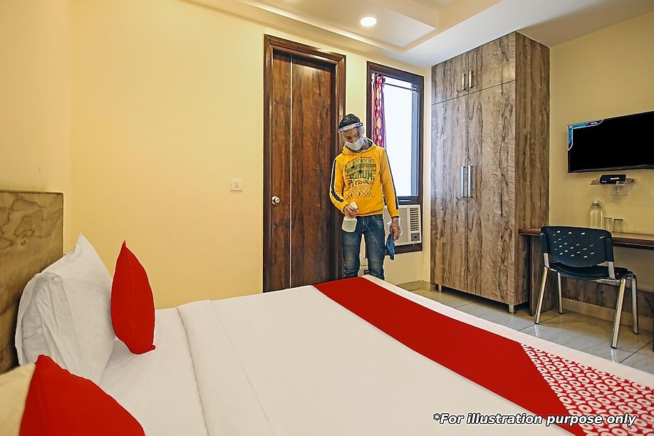 Townhouse Hotel Palm's Classic Room 4