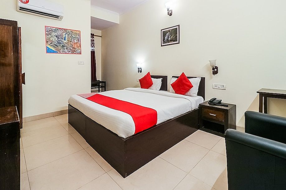 Townhouse Hotel Palm's Classic Room 7