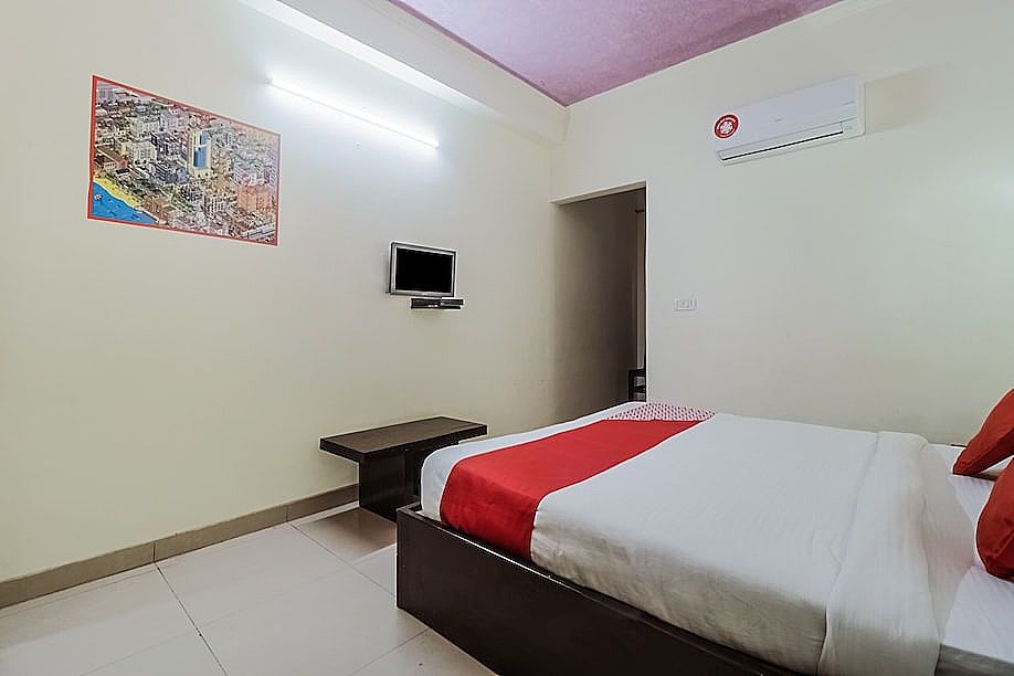 Townhouse Hotel Palm's Classic Room 3