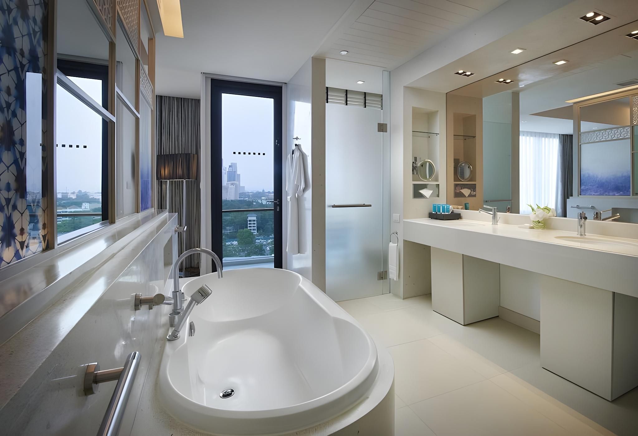 Amari Pattaya Deluxe King 3