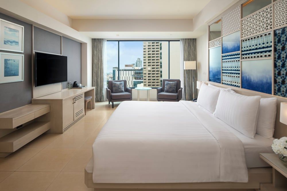 Amari Pattaya Deluxe Room, 1 King Bed 3