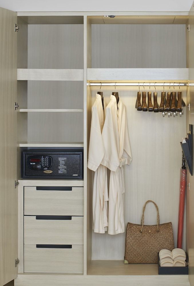 Amari Pattaya Deluxe Room, 1 King Bed 4