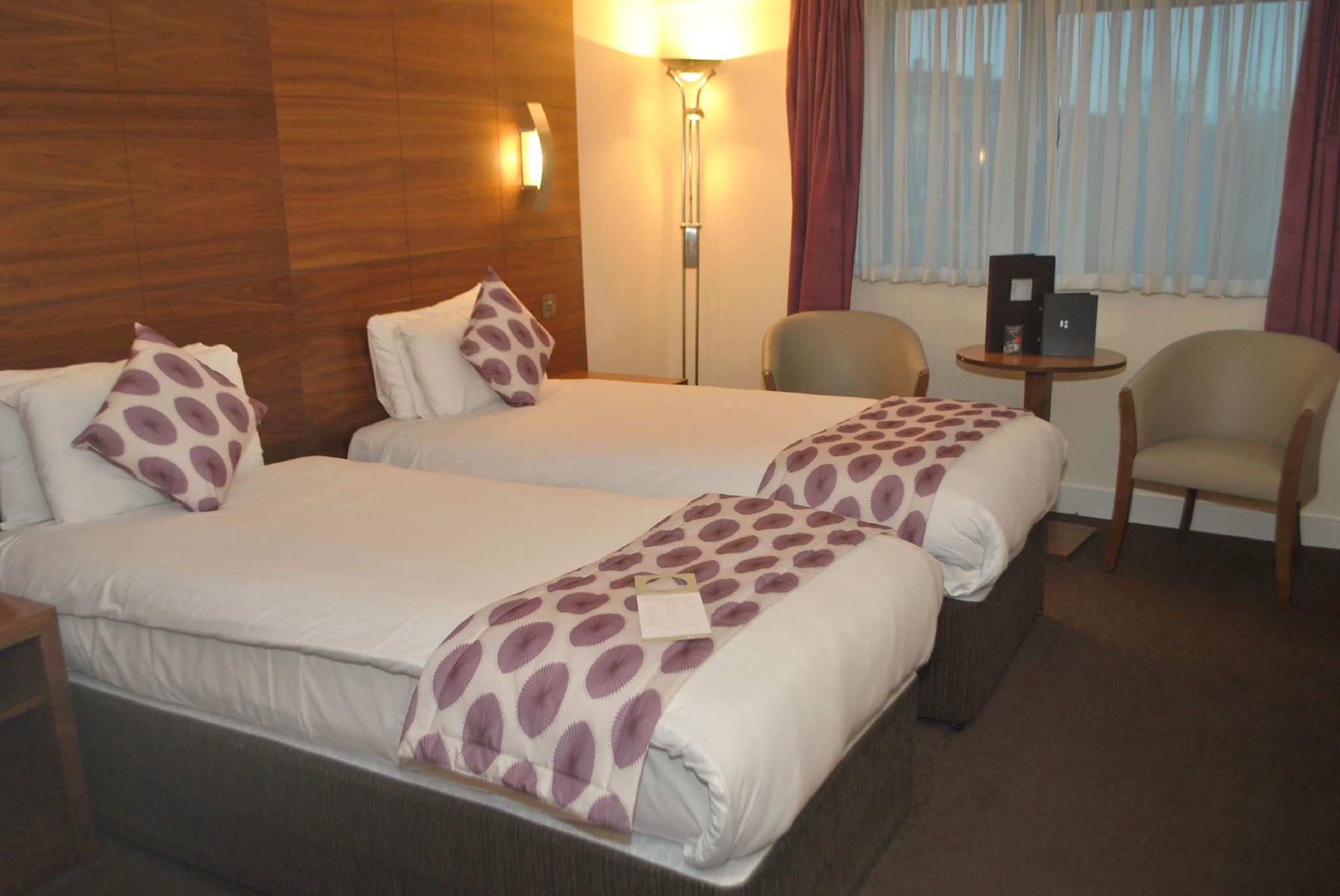 Twin Room with Free Hot Breakfast