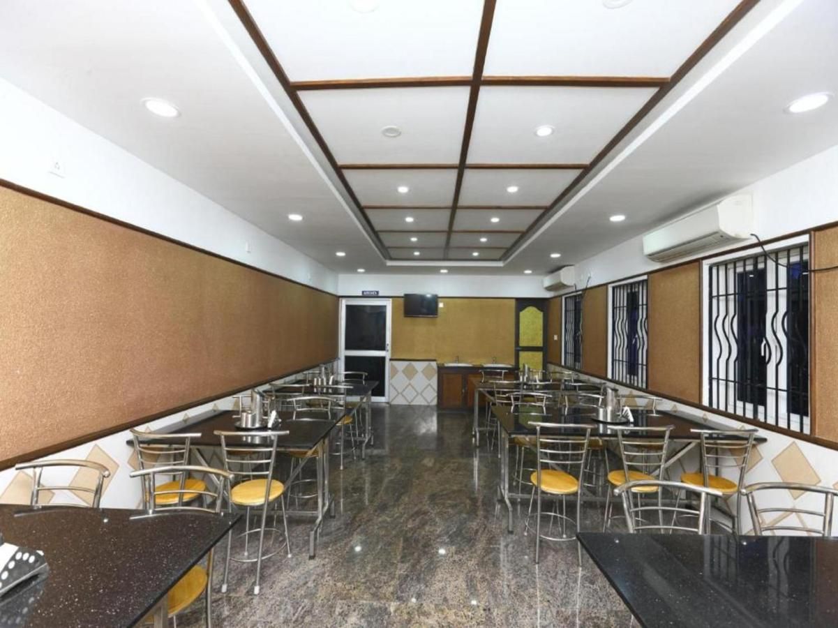 Food & Dining