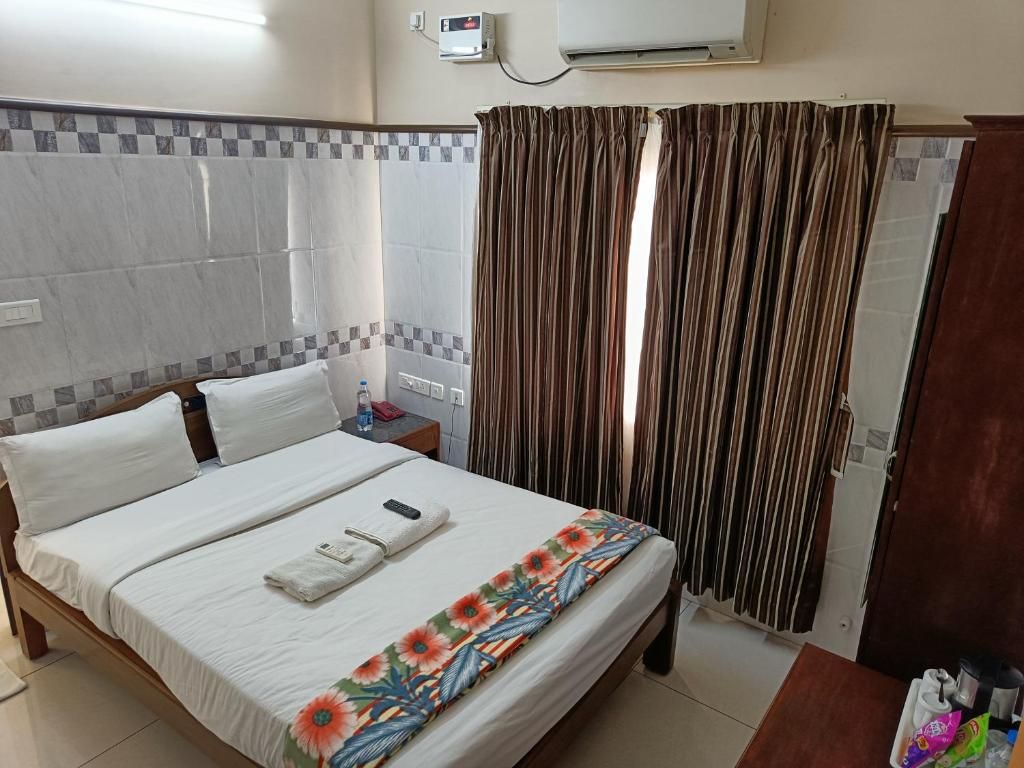 Hotel Arunachala Standard Double 3