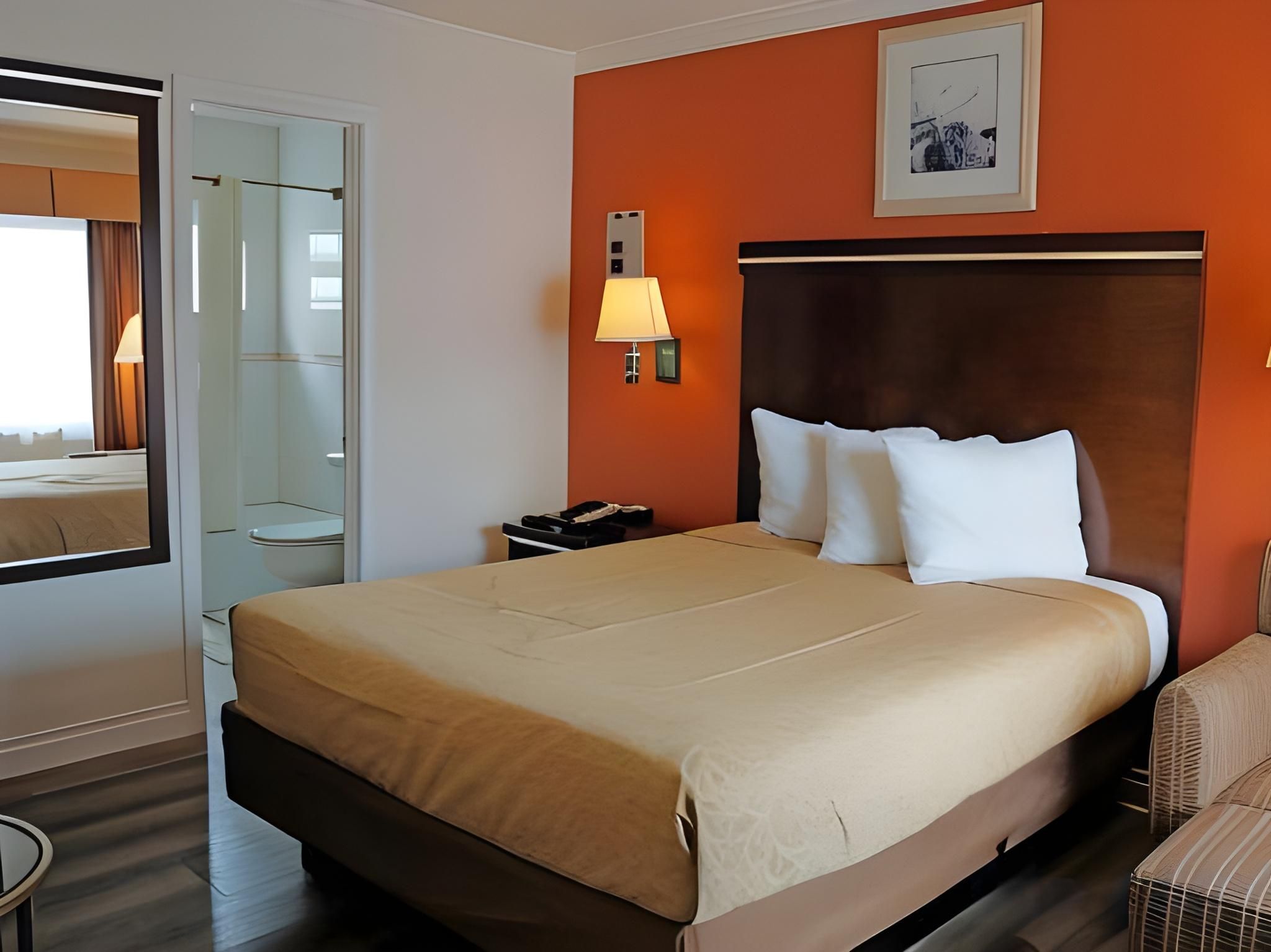 Redondo Inn and Suites Junior Suite