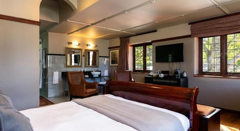 Camps Bay Retreat Manor Mountain Room 2