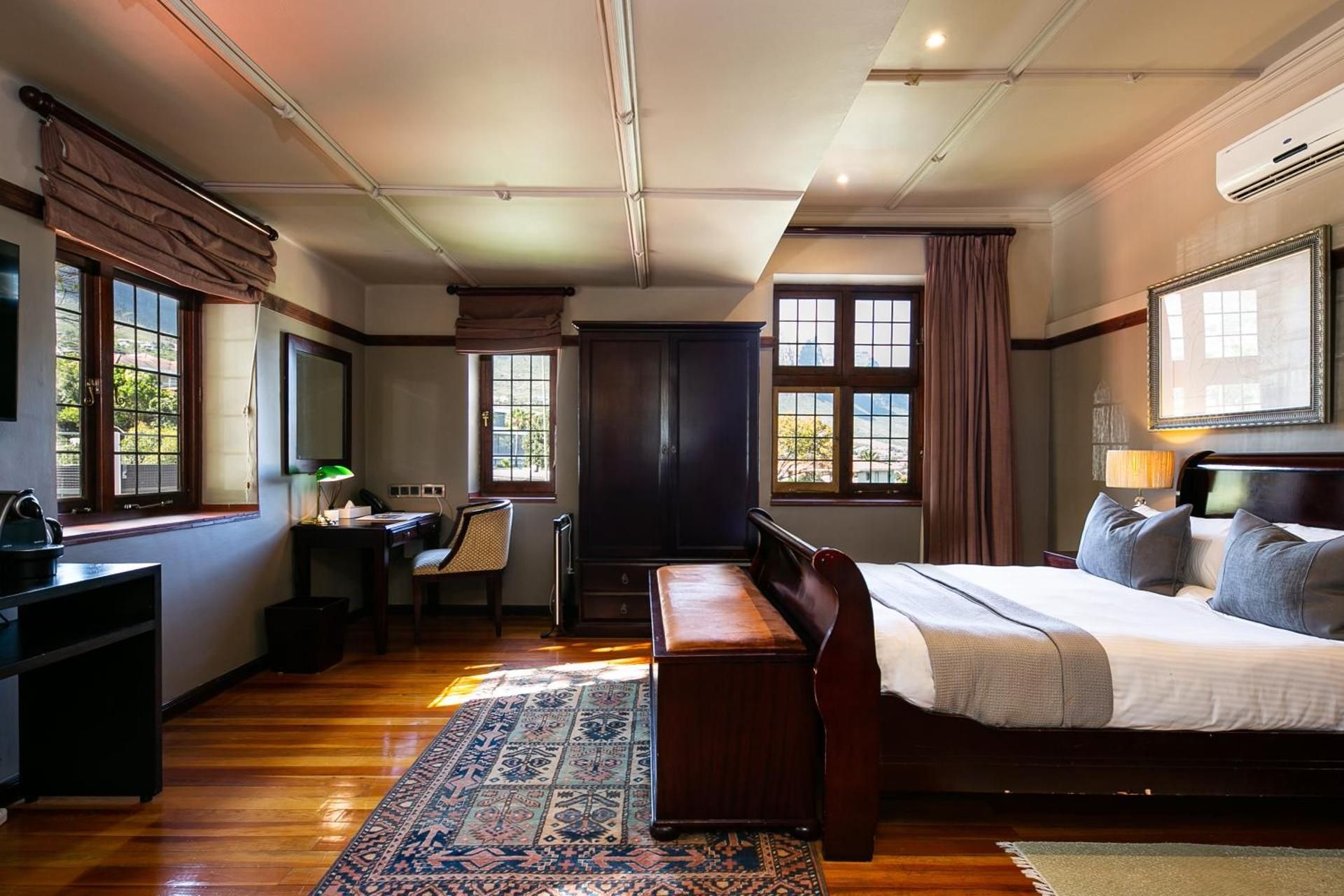 Manor Mountain Room