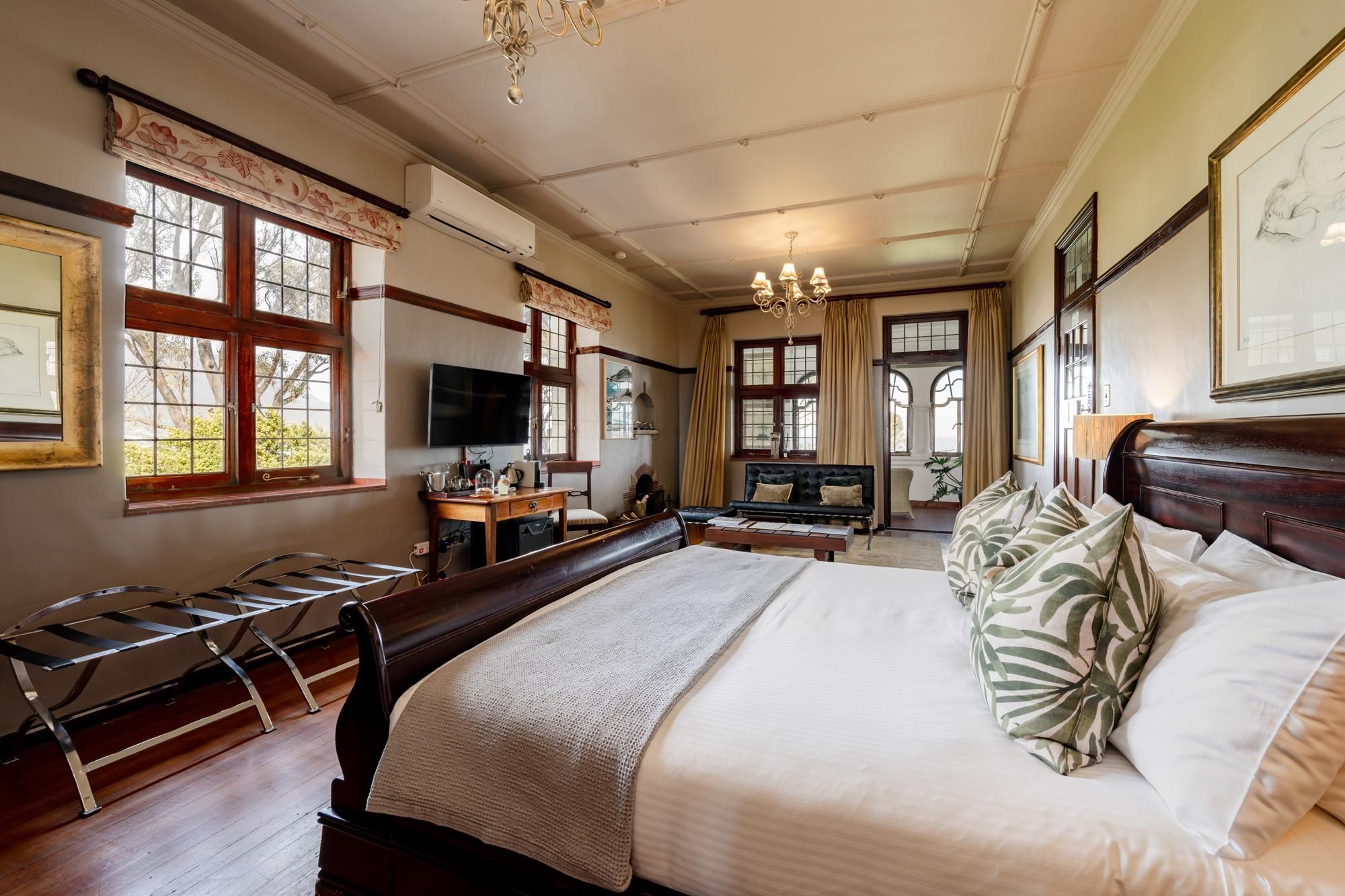Manor Ocean Suite
