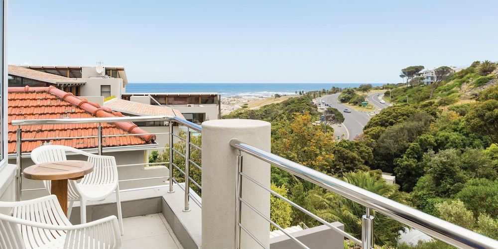 undefined Camps Bay Retreat 2