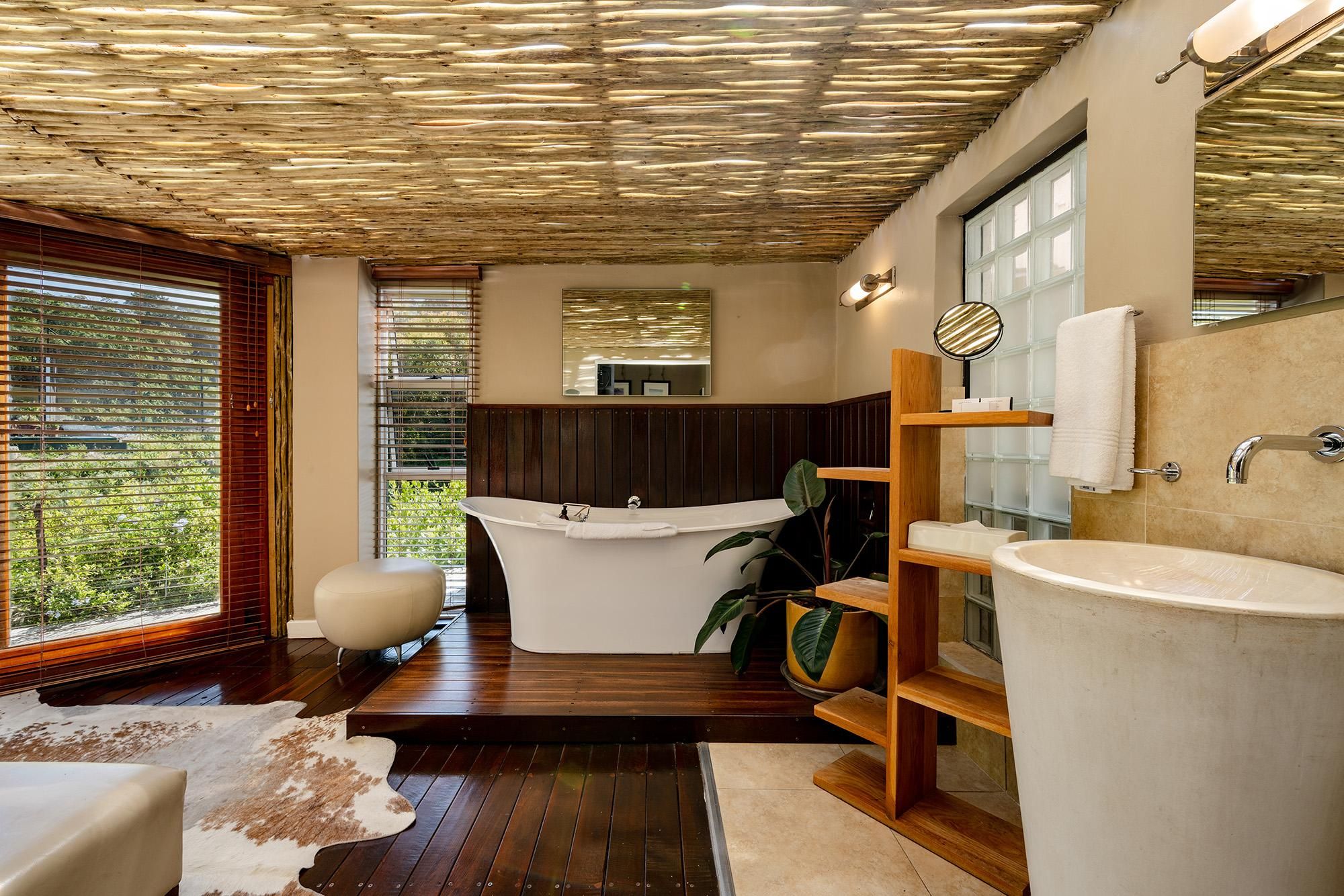 Wood-Fired Hot Tub Nature Wellness Room