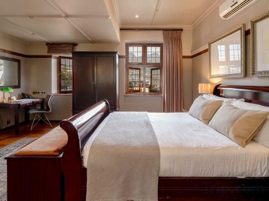 Camps Bay Retreat Manor Mountain Room 5