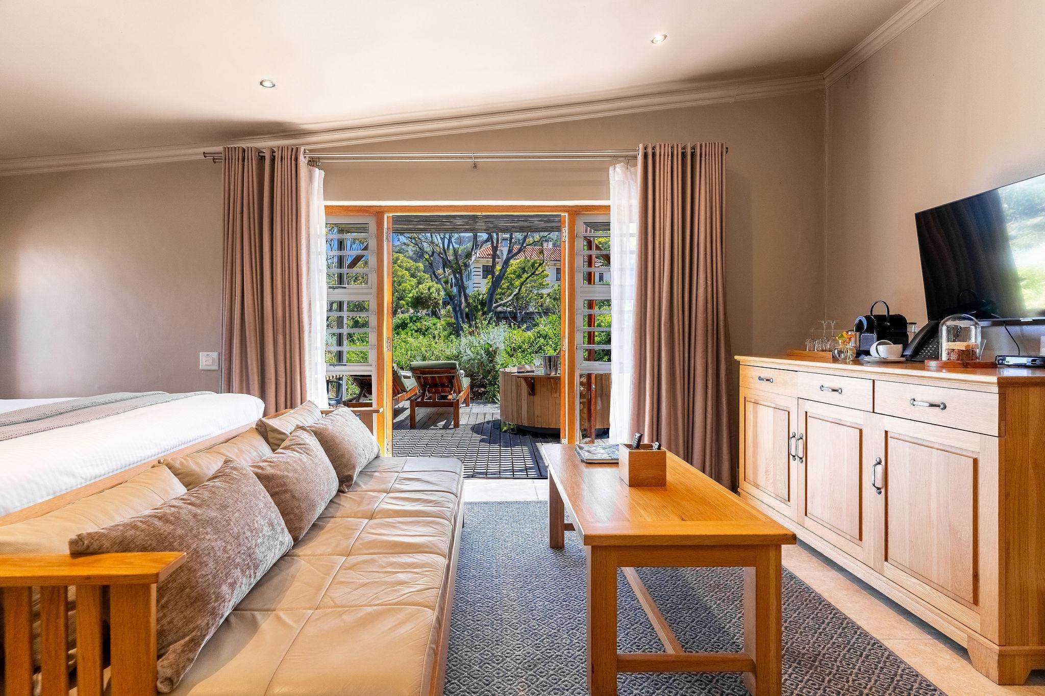 Wood-Fired Hot Tub Nature View Room