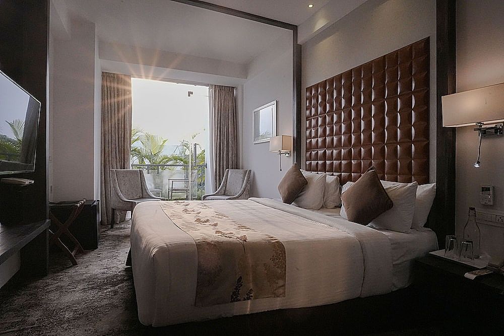 Deluxe Room, 1 Double Bed, City View