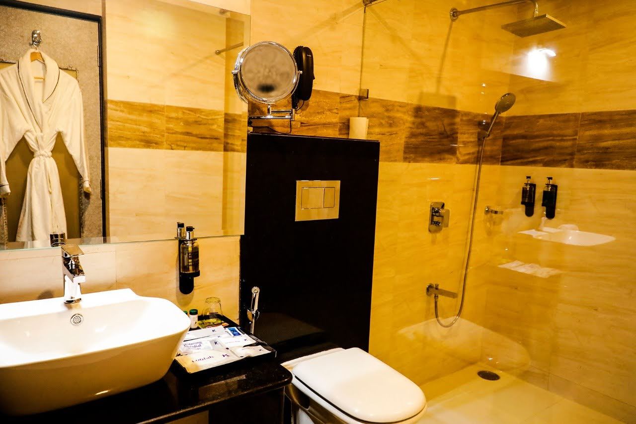 Kyriad Hotel Nashik by OTHPL Deluxe Twin Room 2