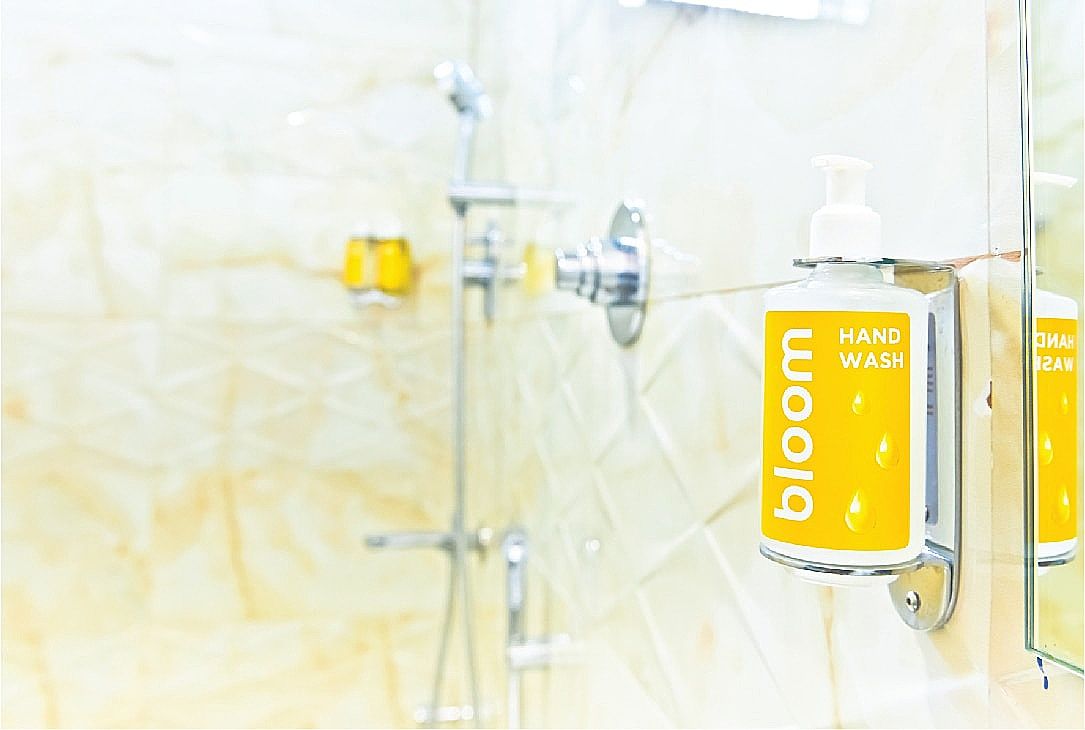 X by Bloom Indiranagar Deluxe Twin Room 3