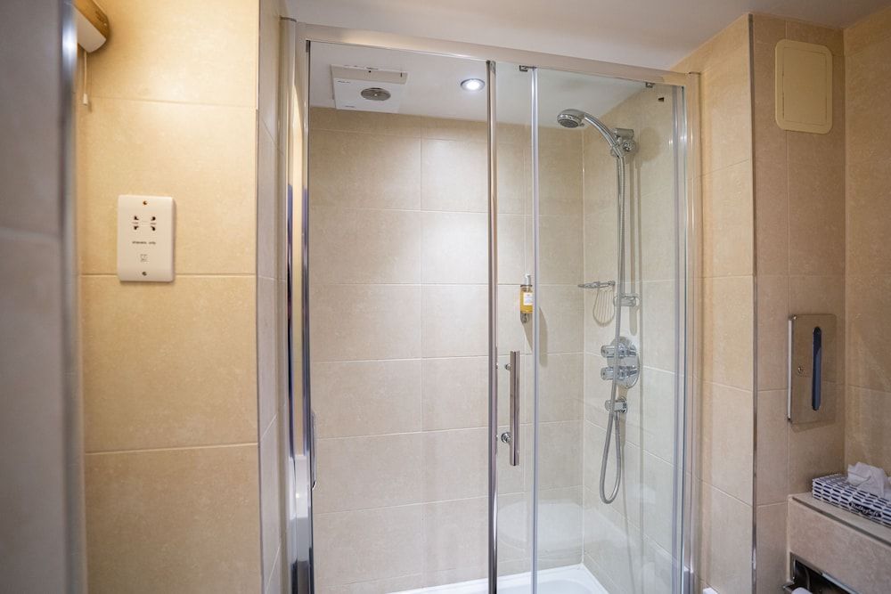 Pendulum Hotel Compact Double Room 3