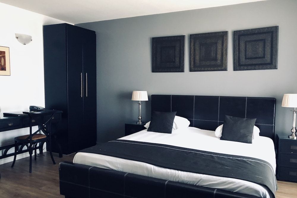 Standard Double Room Deluxe, 1 King Bed