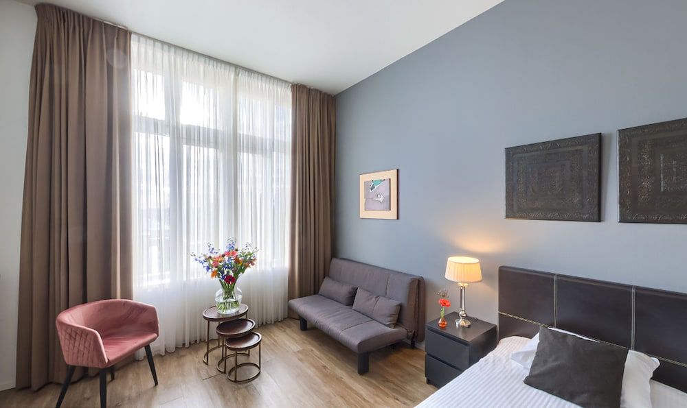 Standard Double Room Deluxe, 1 King Bed
