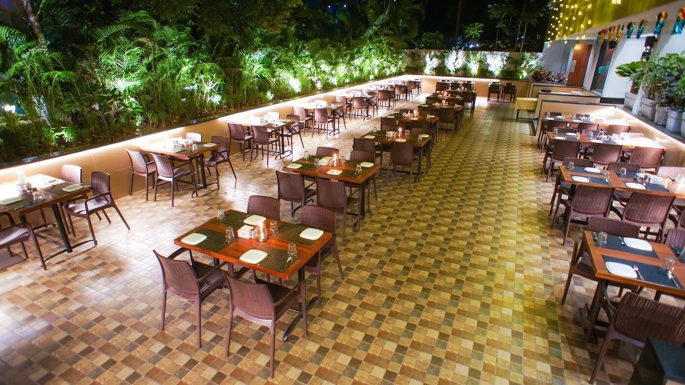 Food & Dining