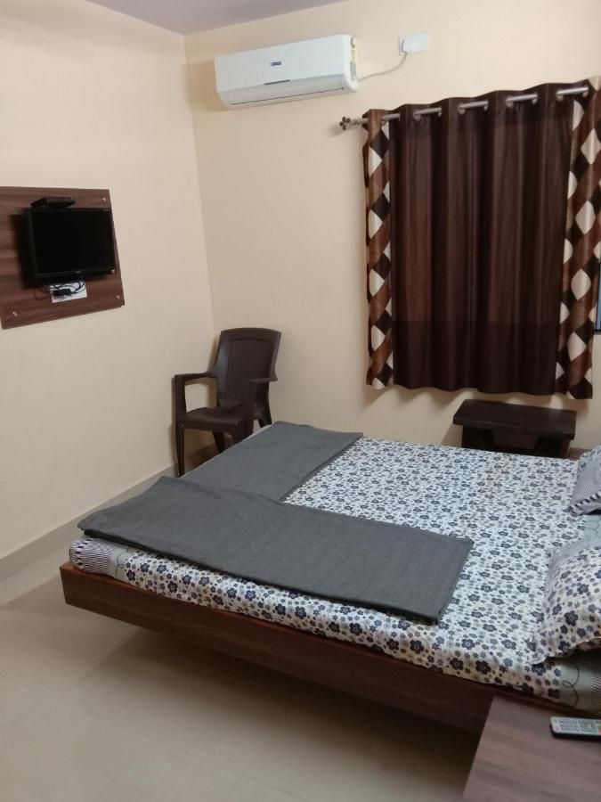 undefined Hotel Laxmi Sadan 8