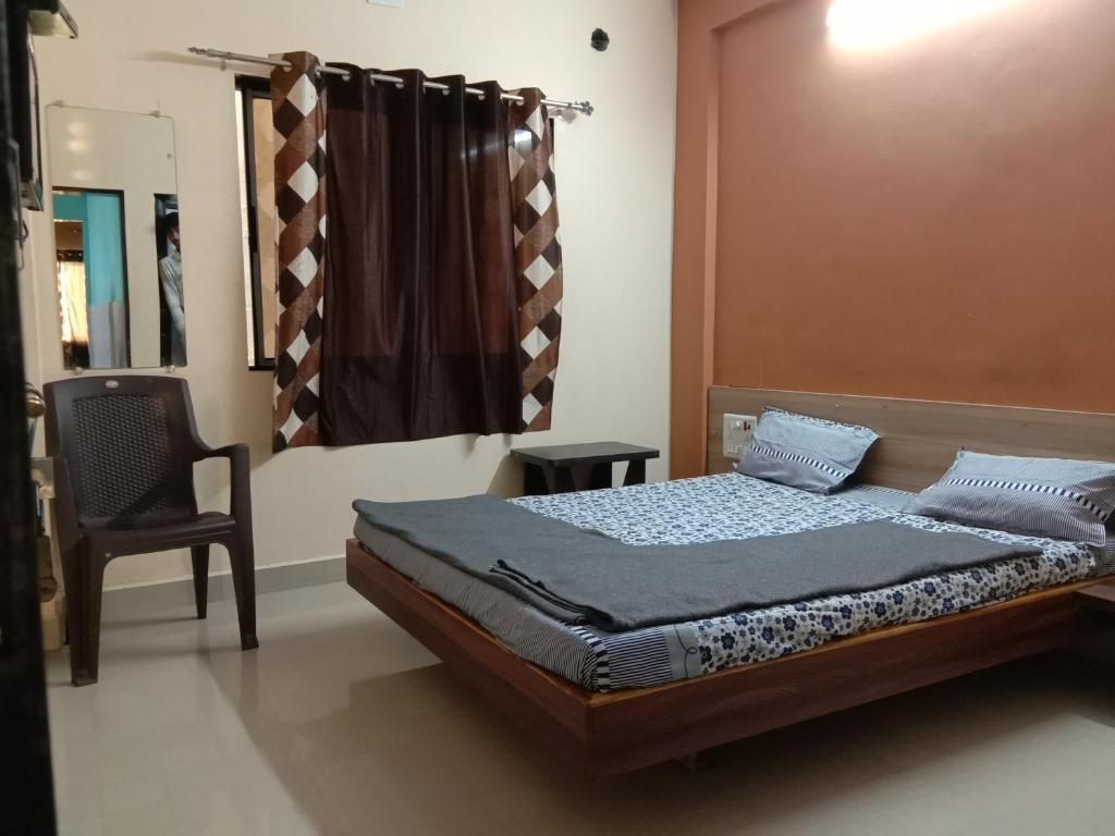 undefined Hotel Laxmi Sadan 8