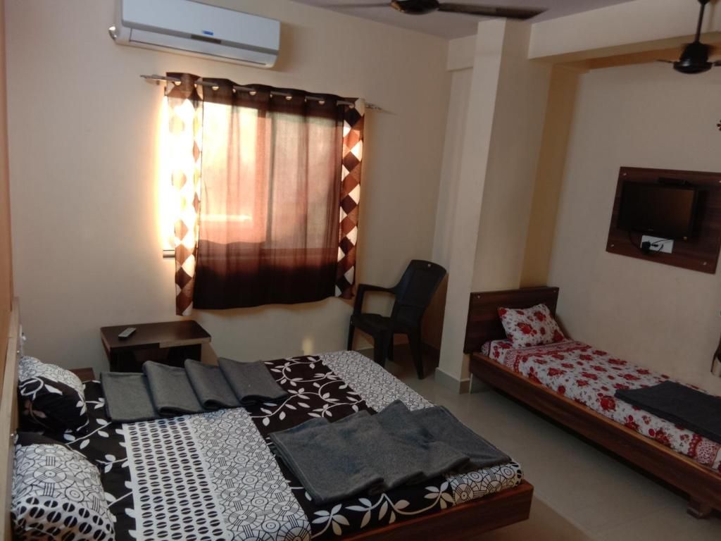 undefined Hotel Laxmi Sadan 5
