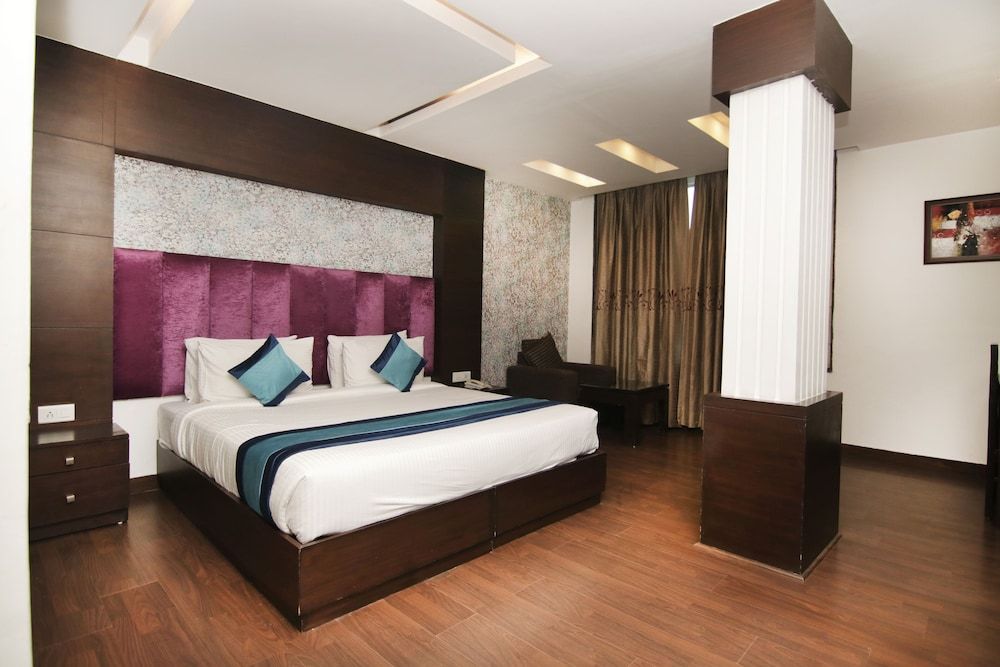 Hotel Mint Park Blue Executive Room 4