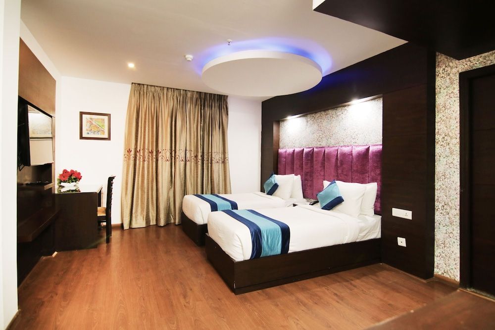 Hotel Mint Park Blue Deluxe Room 8