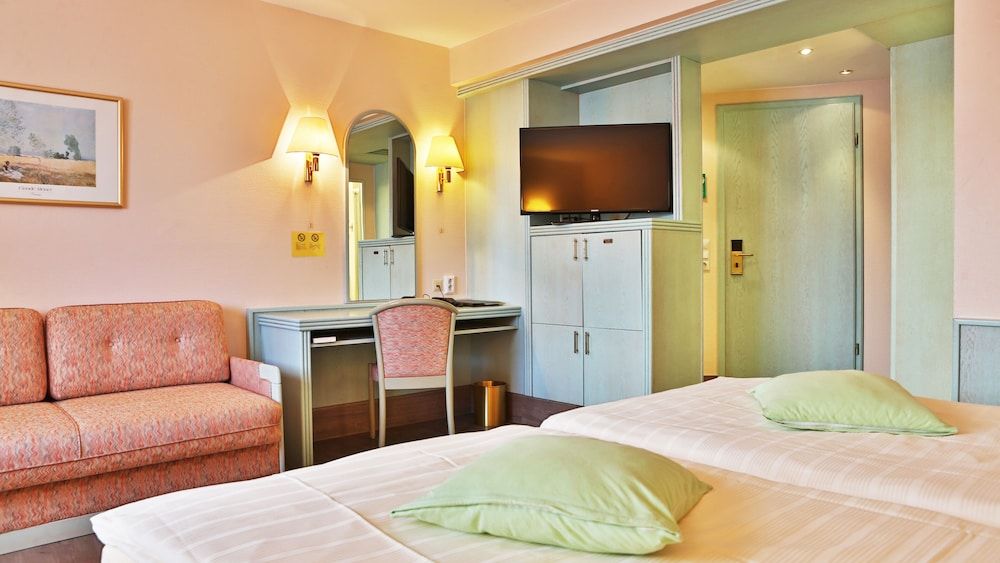 Hotel zum Loewen Standard Double Room 2