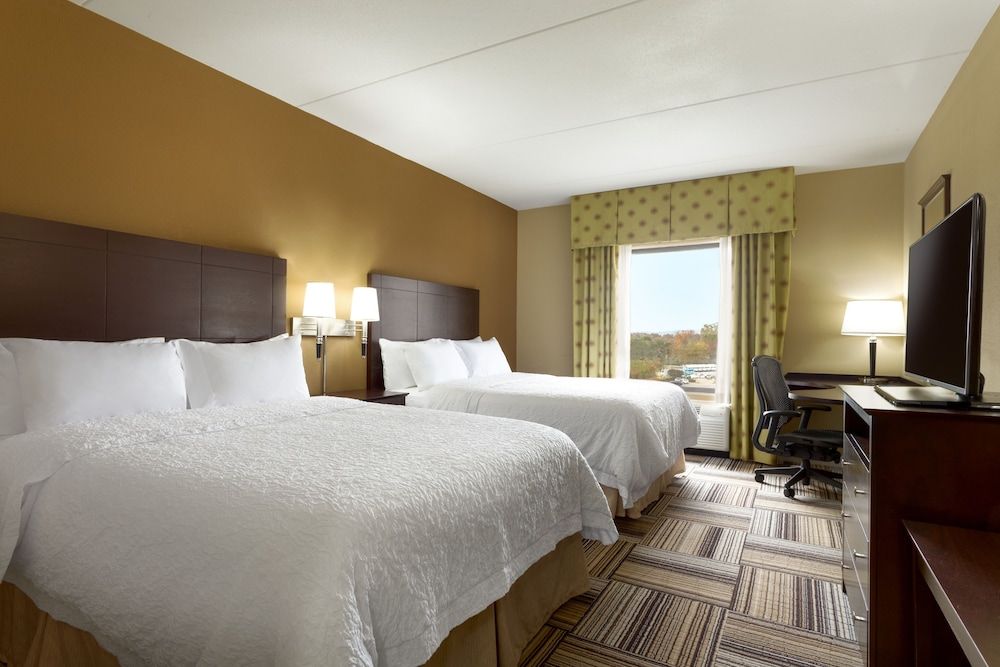 Room, 2 Queen Beds, Non Smoking