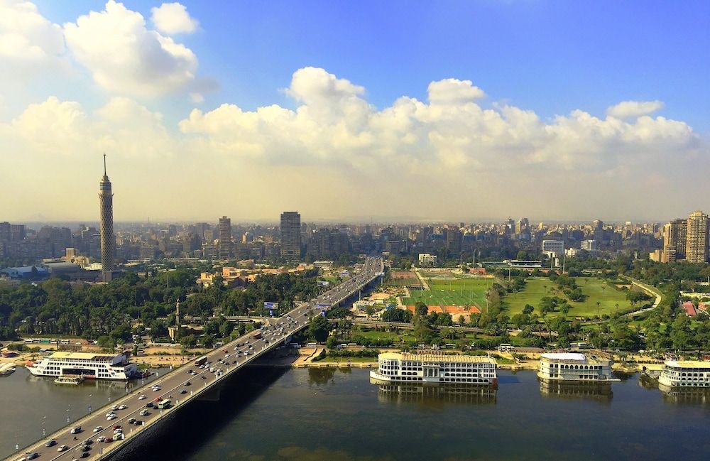 undefined Ramses Hilton 8