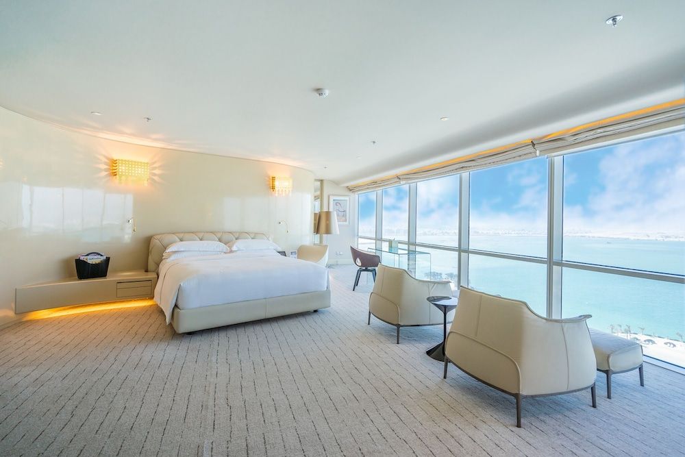 The Art Hotel & Resort Royal Suite