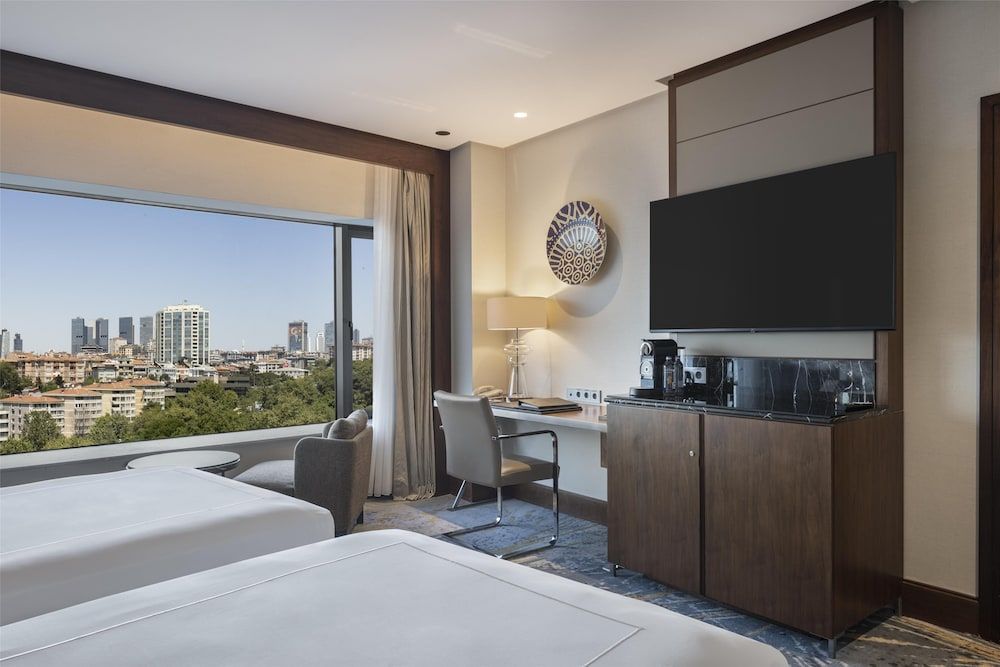 Conrad Istanbul Bosphorus Twin Deluxe Room 6