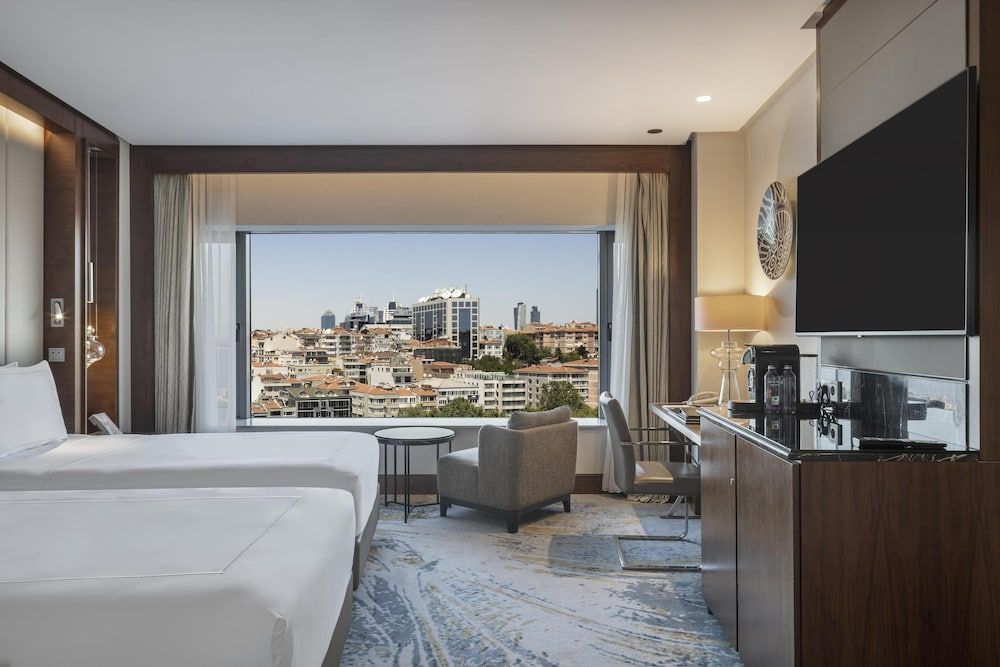 Conrad Istanbul Bosphorus Twin Deluxe Room 7