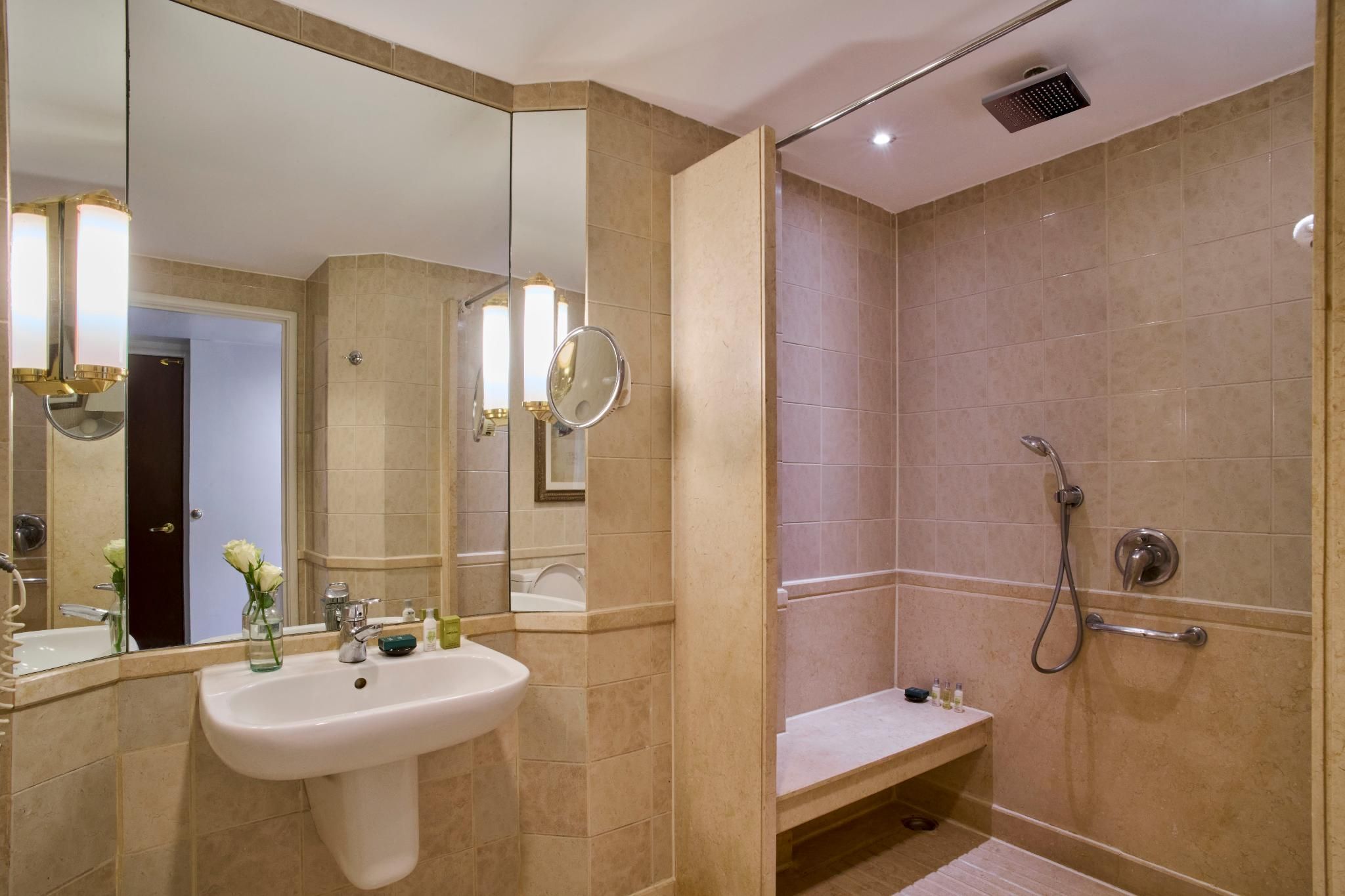 undefined Hilton Cairo Grand Nile 7