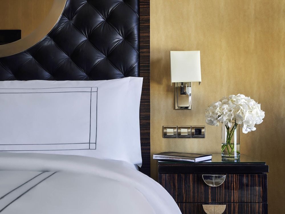 Deluxe Room, 1 King Bed (Partial Nile View)