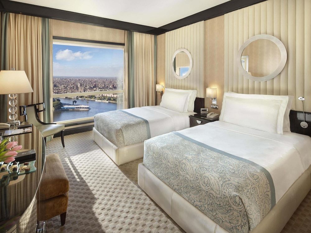 Room (Gold Full Nile View)