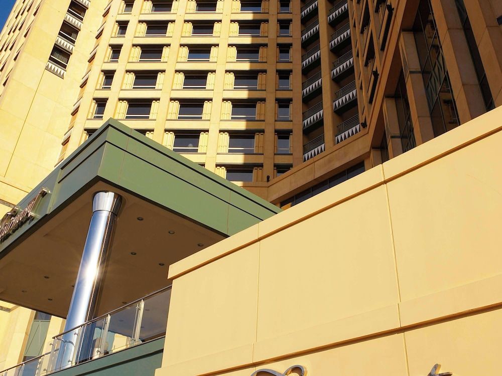 undefined Fairmont Nile City, Cairo 3