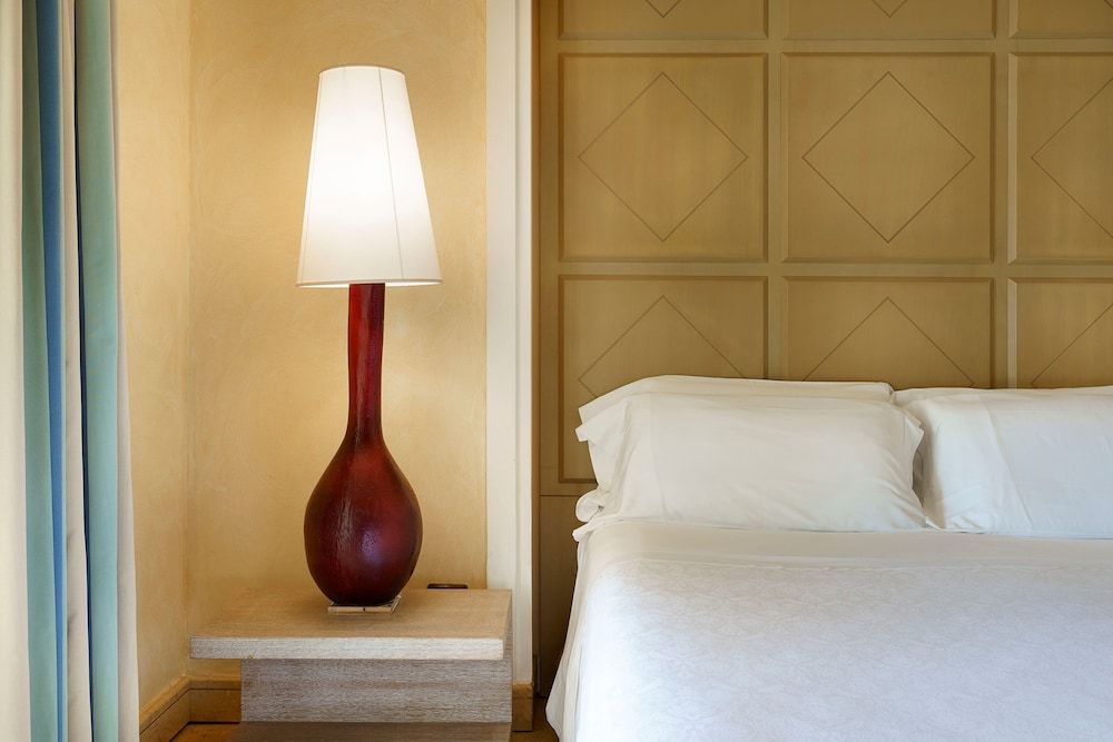 Classic Double or Twin Room