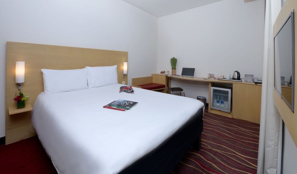 undefined Ibis Seef Manama 8