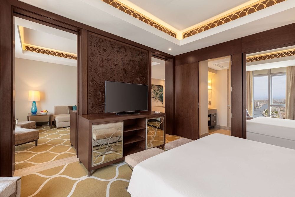 King Panoramic Suite