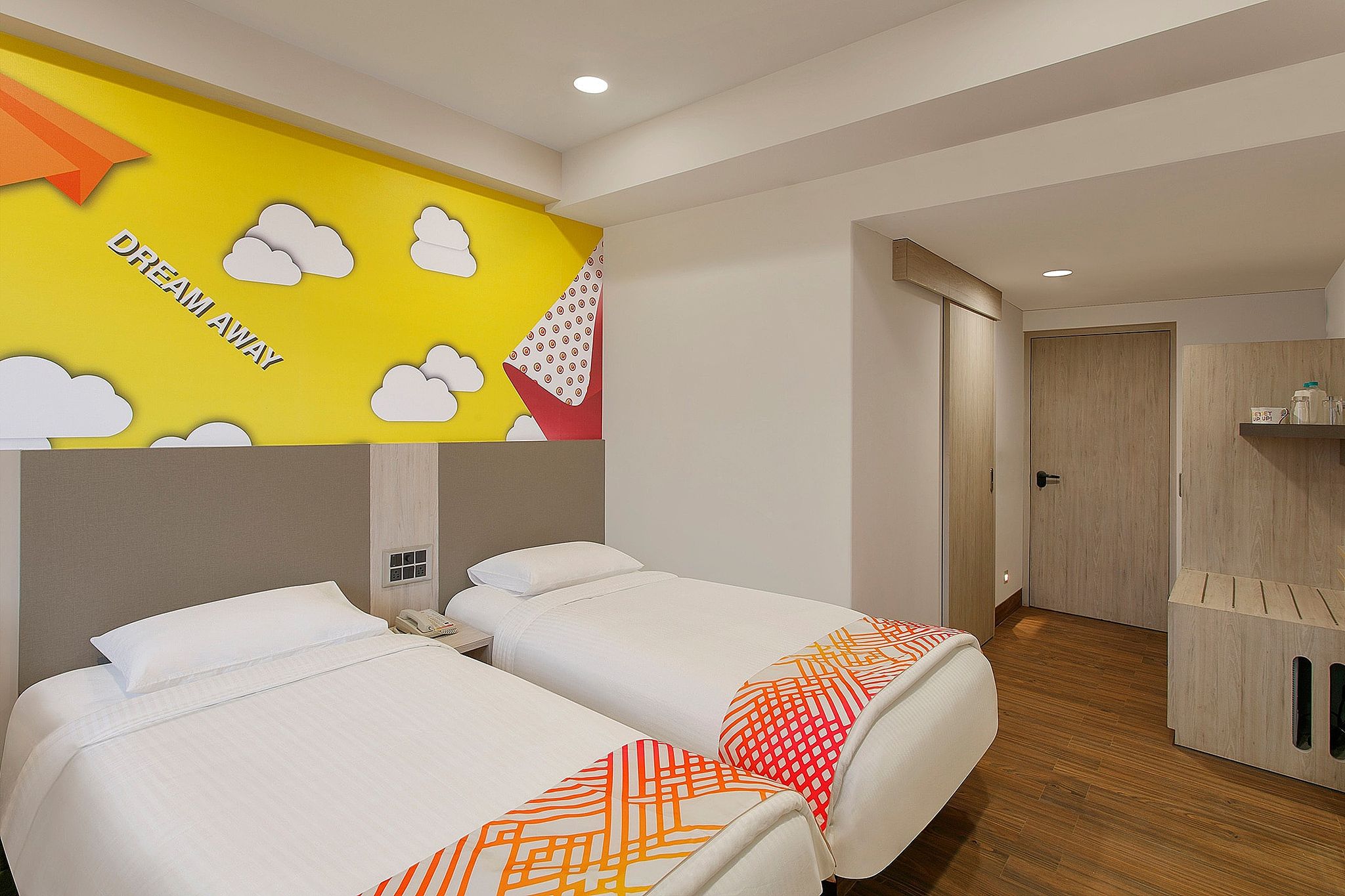 Ginger Patna Luxe Queen Room 4