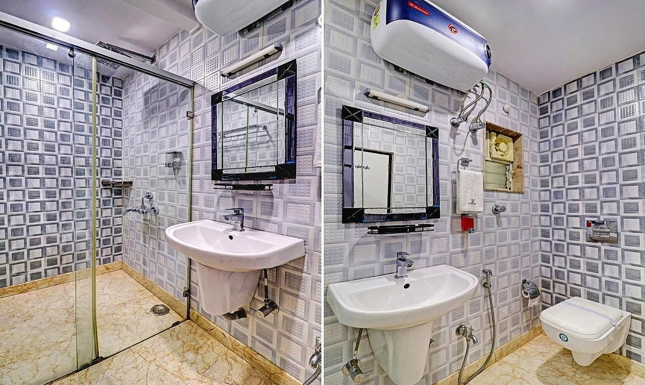 Treebo Orion Sapphire, Beck Bagan Standard Double Room 3