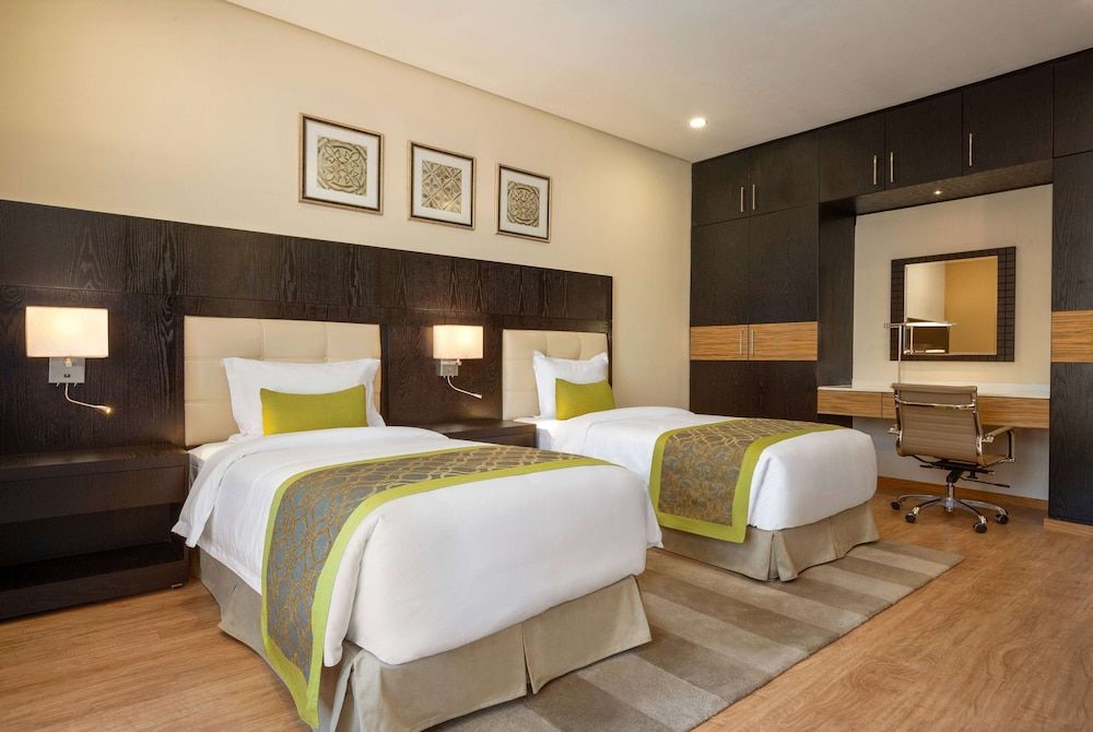 undefined Wyndham Garden Manama 5