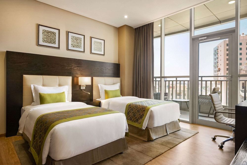 undefined Wyndham Garden Manama 10